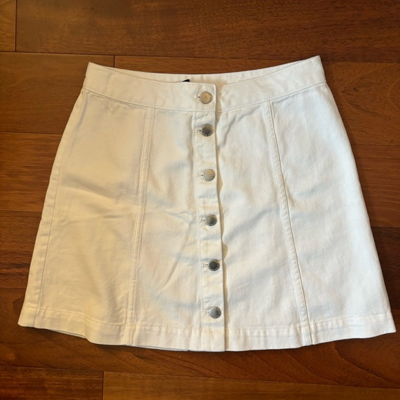 Divided Dresses & Skirts - H&M Button Skirt